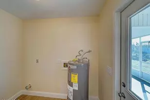 517 E 24th St, Lynn Haven, FL 32444 - Photo 21