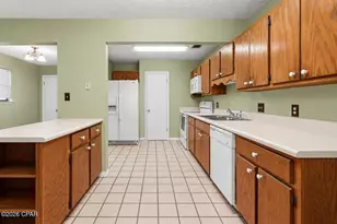 103 Powell Dr, Crestview, FL 32536 - Photo 3