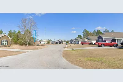7205 Lake Suzzanne Lane, Panama City, FL 32404 - Photo 3