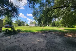 2365 Lawrence Rd, Marianna, FL 32446 - Photo 3