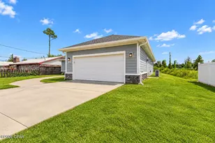 1129 S Comet Ave, Panama City, FL 32404 - Photo 1