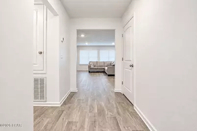 140 Spikes Circle, Southport, FL 32409 - Photo 5