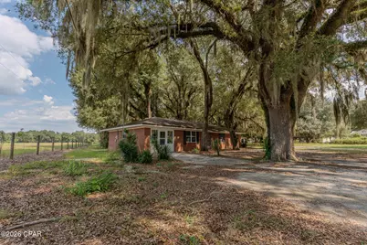 5728 Snowhill Road, Malone, FL 32445 - Photo 3