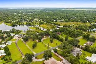 3931 Deerpoint Lake Dr, Southport, FL 32409 - Photo 53