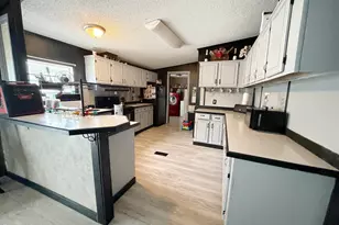 670 S Silver Lake Rd, Fountain, FL 32438 - Photo 7