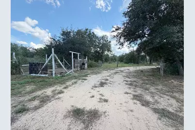 670 S Silver Lake Road, Fountain, FL 32438 - Photo 39