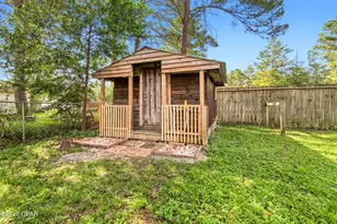 605 W Violet Ln, Defuniak Springs, FL 32433 - Photo 5