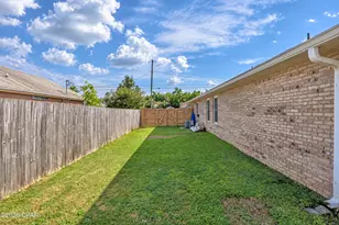 1510 E 9th St, Lynn Haven, FL 32444 - Photo 23