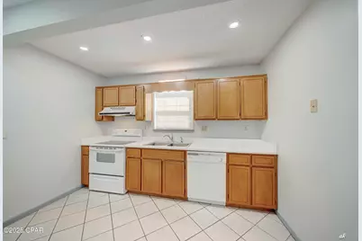 406 Dolphin Street, Panama City Beach, FL 32413 - Photo 9