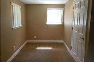 319 Harden Cir, Wewahitchka, FL 32465 - Photo 9