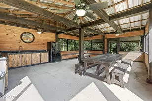 3687 Bass Rd, Graceville, FL 32440 - Photo 35