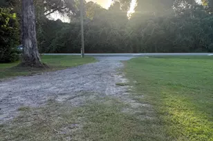 4146 Bryan St, Greenwood, FL 32443 - Photo 17