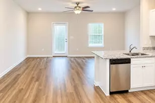 1720 Jakes Dr, Panama City, FL 32405 - Photo 15