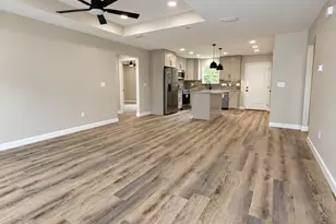 523 N Church Ave, Panama City, FL 32401 - Photo 5