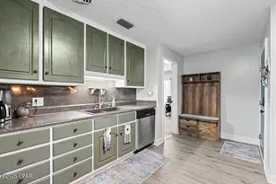 802 E 2nd St, Panama City, FL 32401 - Photo 5