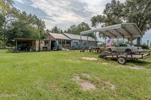 5300 Wintergreen Rd, Bascom, FL 32423 - Photo 9