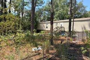 3989 Dunford Cir, Chipley, FL 32428 - Photo 11