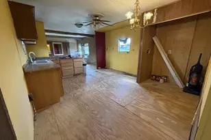 10750 Alex Dr, Fountain, FL 32438 - Photo 13