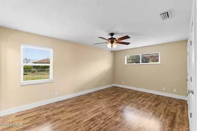560 Lagoon Oaks Drive, Panama City Beach, FL 32408 - Photo 13