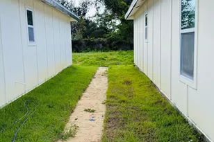 1141 Bay Ave, Panama City, FL 32401 - Photo 17