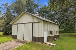2777 Muir Ln, Bonifay, FL 32425 - Photo 5