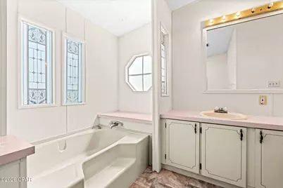 586 Hickory Bluff Drive, Southport, FL 32409 - Photo 15