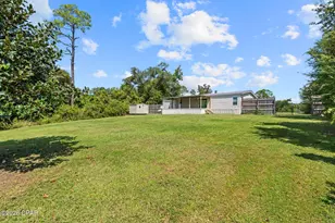 586 Hickory Bluff Dr, Southport, FL 32409 - Photo 25