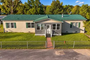 6291 Coy Burgess Loop, Defuniak Springs, FL 32435 - Photo 5