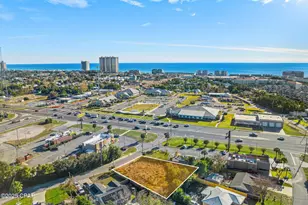 105 Armstrong Cir, Panama City Beach, FL 32413 - Photo 1