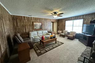 19978 NE Hentz Ave, Blountstown, FL 32424 - Photo 7