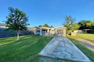 5644 Martin Ct, Panama City, FL 32404 - Photo 9