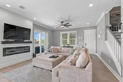 8811 N Lagoon Drive, Panama City Beach, FL 32408 - Photo 9