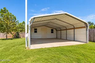 8906 Kiowa Ct, Youngstown, FL 32466 - Photo 47