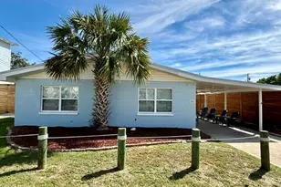 206 Malaga Pl, Panama City Beach, FL 32413 - Photo 1