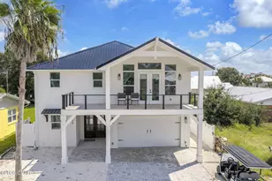 208 14th St, Panama City Beach, FL 32413 - Photo 1