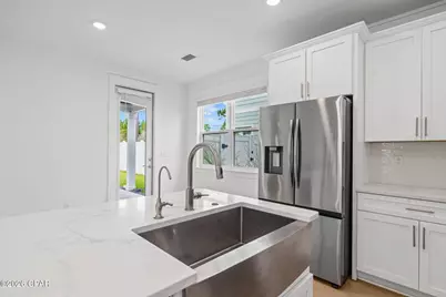 717 Longpoint Way, Panama City Beach, FL 32407 - Photo 15