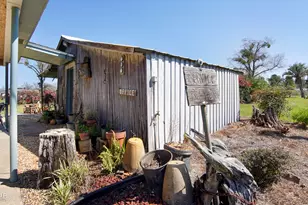 17595 NE Pear St, Blountstown, FL 32424 - Photo 3