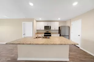5817 Viking Wy, Panama City, FL 32404 - Photo 3