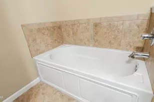 1221 E 26th St, Lynn Haven, FL 32444 - Photo 23