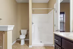 1221 E 26th St, Lynn Haven, FL 32444 - Photo 21