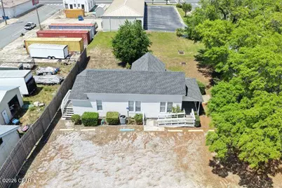 527 Jenks Avenue, Panama City, FL 32401 - Photo 1