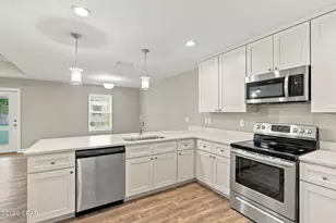 1701 Hickory Ave, Panama City, FL 32405 - Photo 7