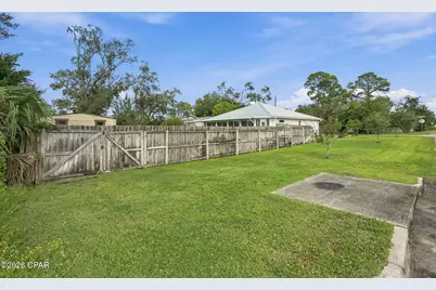 1701 Hickory Avenue, Panama City, FL 32405 - Photo 35