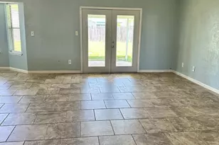 504 Tammy St, Lynn Haven, FL 32444 - Photo 3
