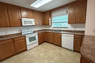 1329 Dover Rd, Panama City, FL 32405 - Photo 3