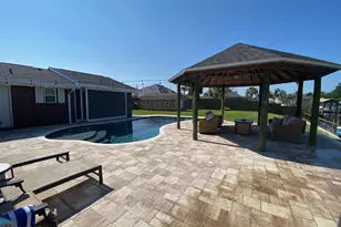 722 Goose Bayou Rd, Lynn Haven, FL 32444 - Photo 11