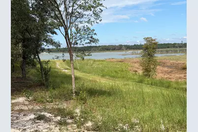 171 Lake Merial Boulevard, Southport, FL 32409 - Photo 13