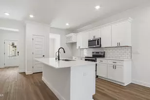 338 Robinson Blf Rd, Panama City Beach, FL 32407 - Photo 1