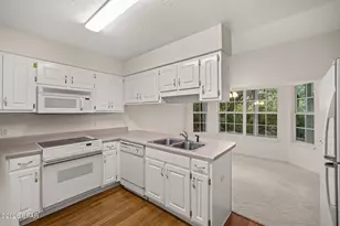 1010 E 8th St, Lynn Haven, FL 32444 - Photo 13