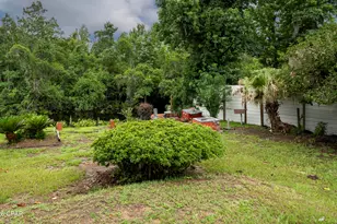 10447 Miller Cir, Youngstown, FL 32466 - Photo 37